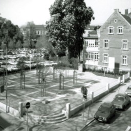 1989: Der neu gestaltete Synagogenplatz
